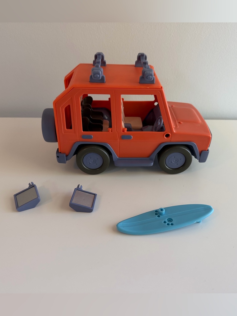 (🩷 $9 when you bundle) Bluey Family Car